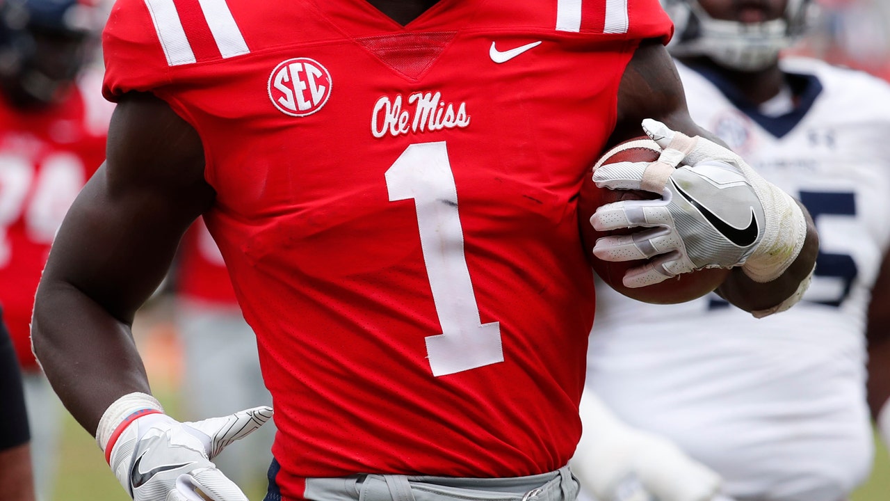 Mississippi, South Carolina appear set for close SEC matchup